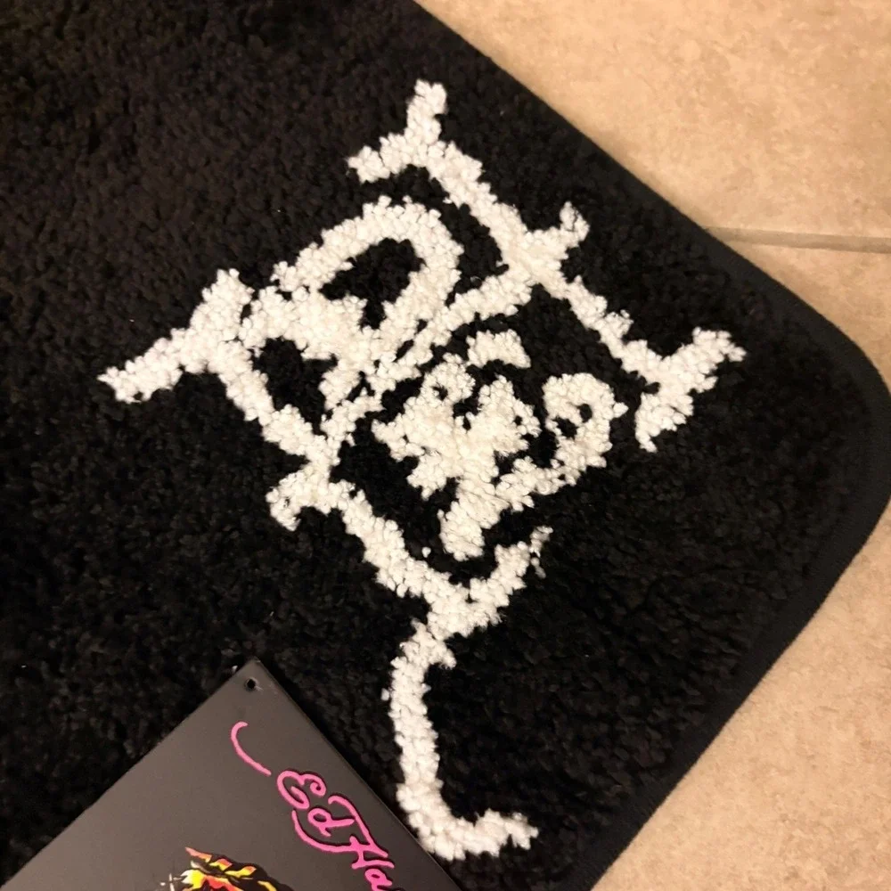Ed Hardy Skull Bath Rug Black White Soft Plush Tattoo Art Bath Mat Halloween New